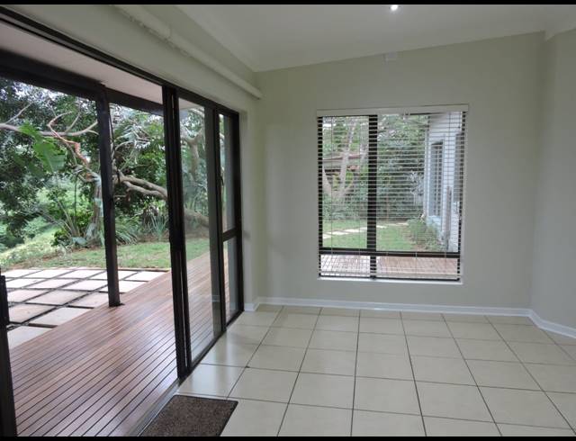 2 BEDROOM TOWNHOUSE TO LET IN SIMBITHI ECO ESTATE